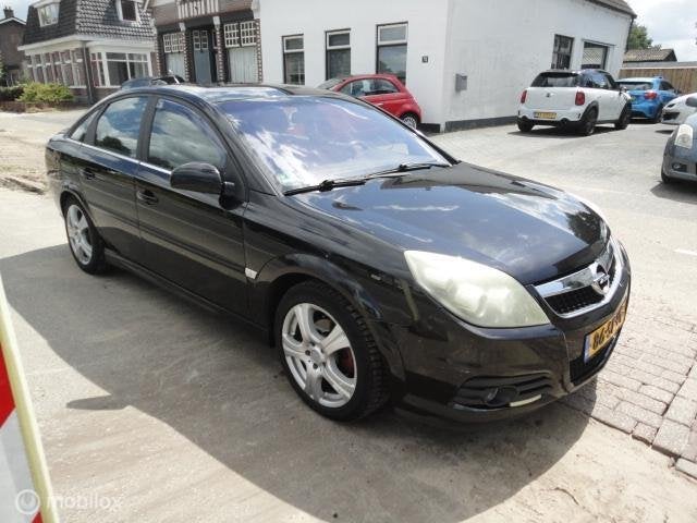 Opel Vectra GTS 1.8-16V Executive, Auto's, Opel, Gebruikt, 4 cilinders, 1796 cc, Handgeschakeld