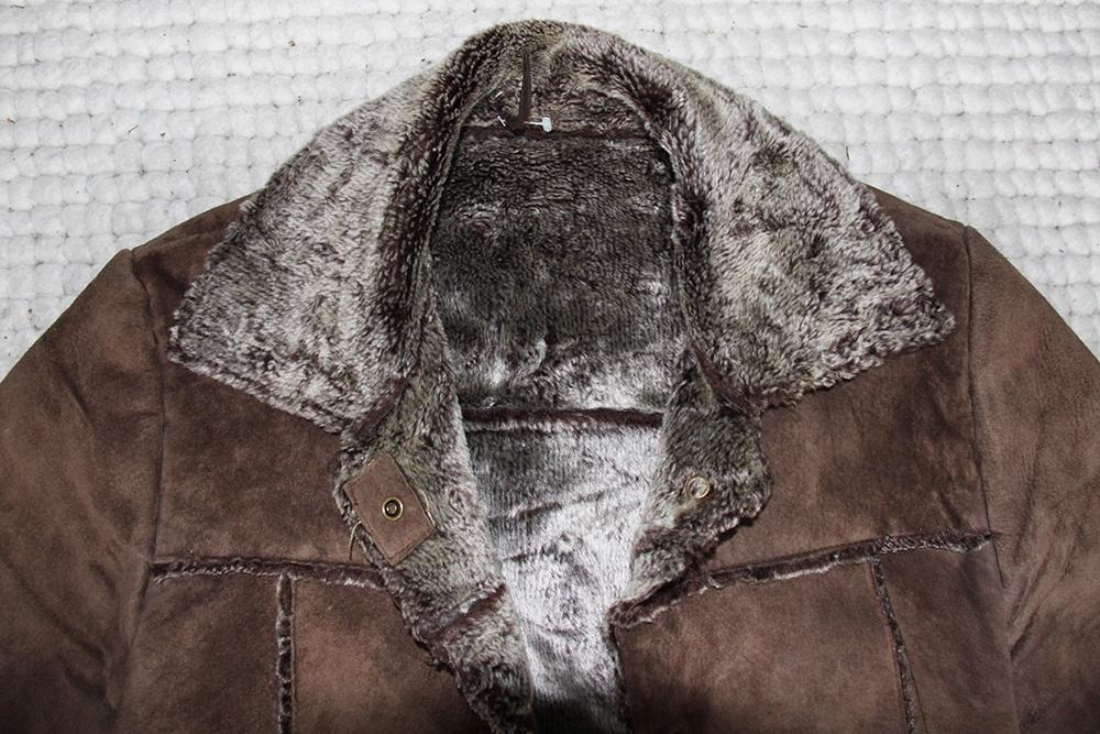 Zeer Mooie Warme Suede Jas (M) € 75,-, Maat 38/40 (M), Bruin, Ophalen of Verzenden, Zo goed als nieuw