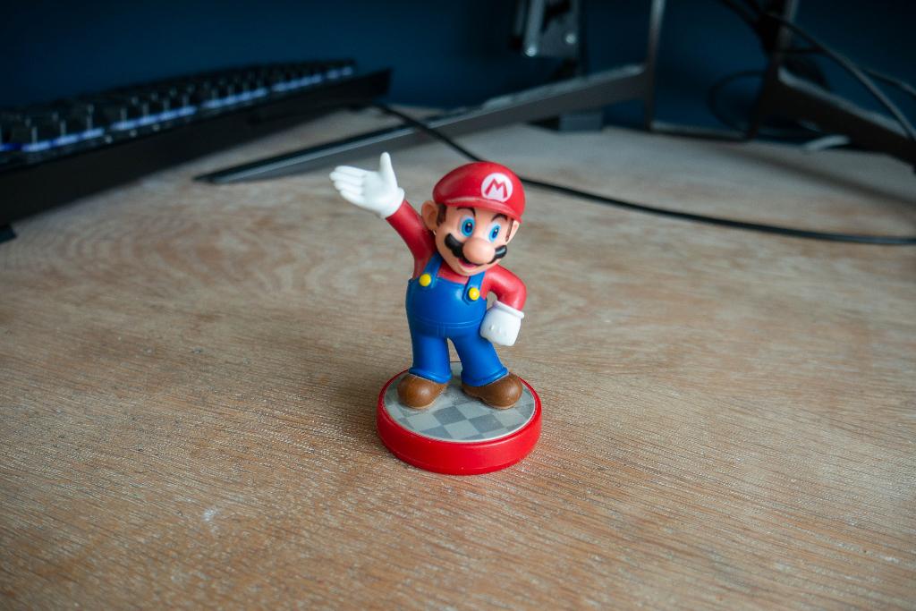 Nintendo Amiibo - Mario (Super Mario Serie), Spelcomputers en Games, Games | Nintendo Switch, Avontuur en Actie, 1 speler, Ophalen of Verzenden