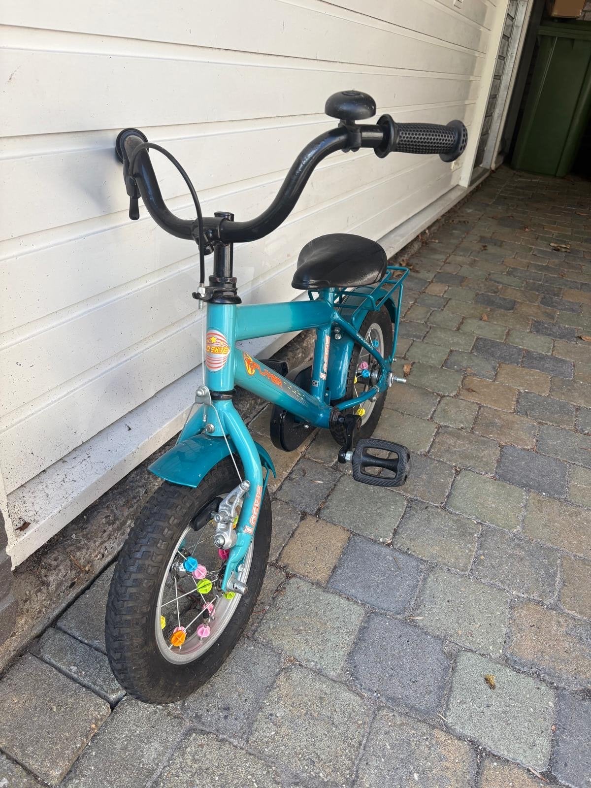 Foto 4 van Kinderfiets 12 inch met zijwieltjes - Loekie Flyer