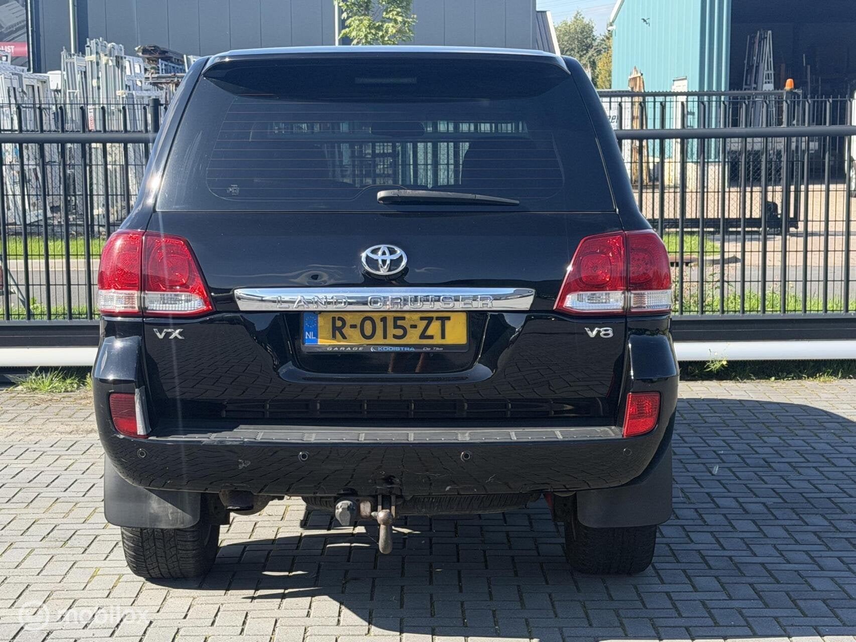 Foto 6 van Toyota LandCruiser V8 4.5 D-4D Executive 7p.
