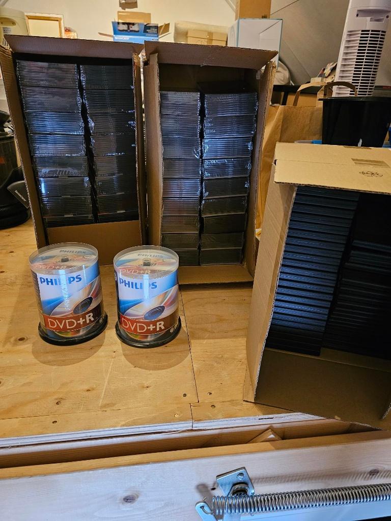 Philips DVD+R 200 stuks + 380 slimline hoesjes + 42 DVD hoes, Alle leeftijden, Ophalen of Verzenden, Nieuw in verpakking