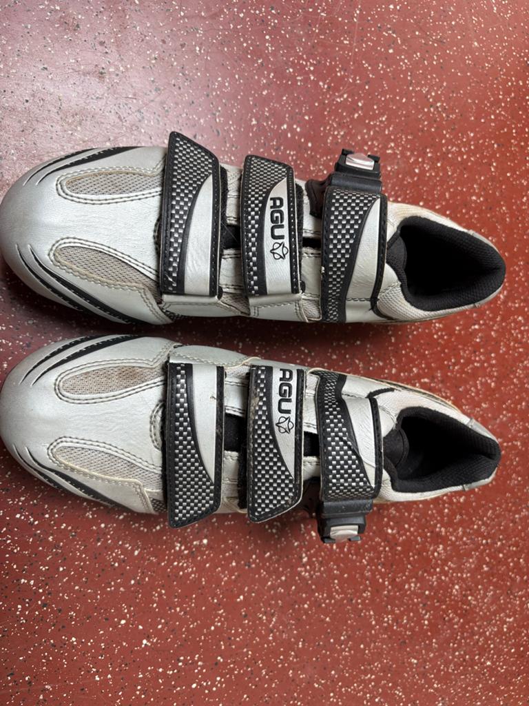 AGU Fietsschoenen dames Maat 39 - zilver/zwart, Fietsen en Brommers, Gebruikt, Schoenen, Overige maten, Ophalen of Verzenden