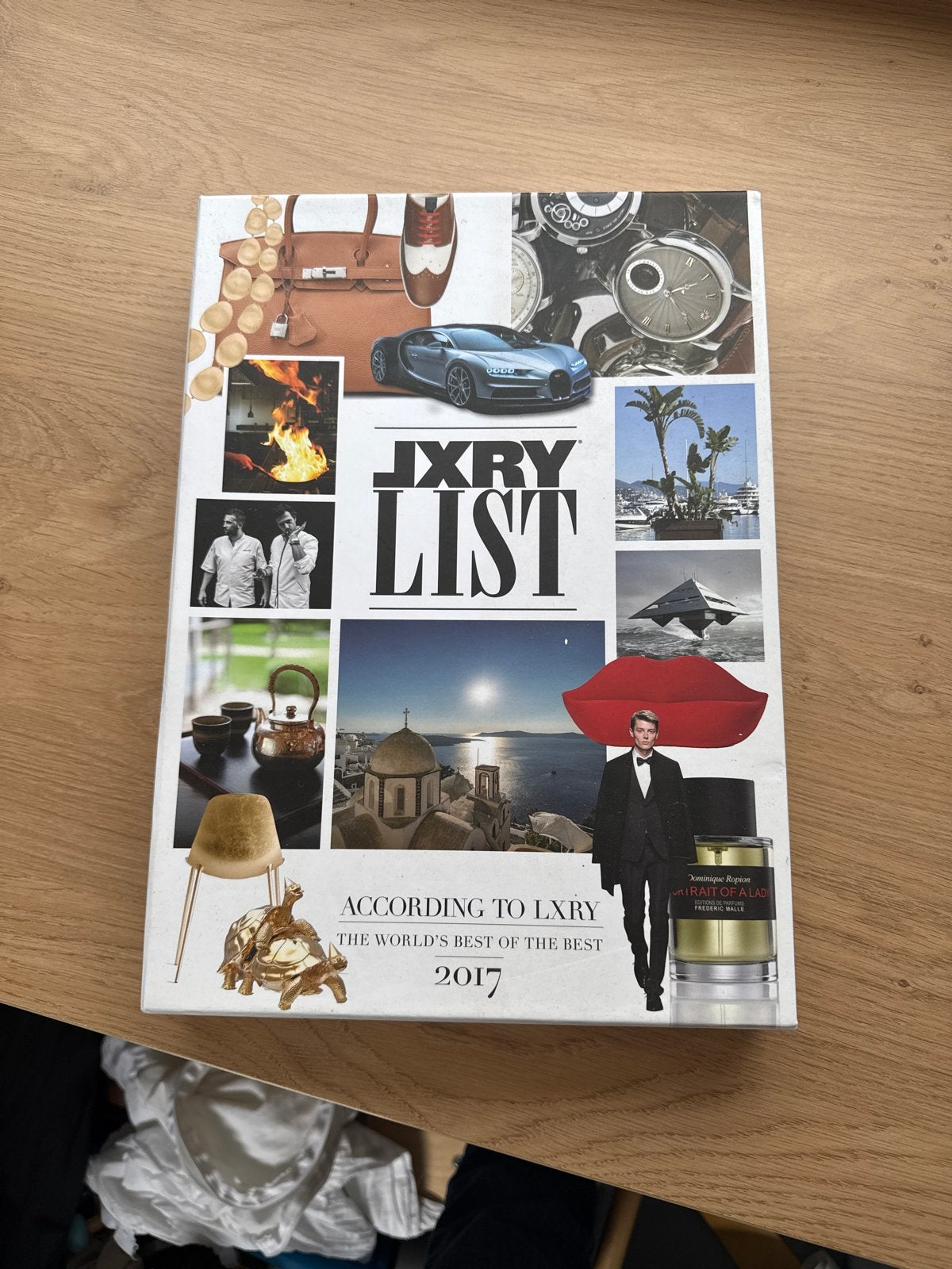 Lxry List Boek 2017 - Luxe Artikelen en Ervaringen, Boeken, Ophalen, Zo goed als nieuw, Nederland