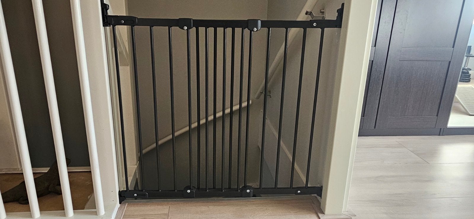 Traphekje BabyDan Flexifit, Kinderen en Baby's, Traphekjes, Ophalen, 100 tot 115 cm, Zo goed als nieuw, Metaal of IJzer