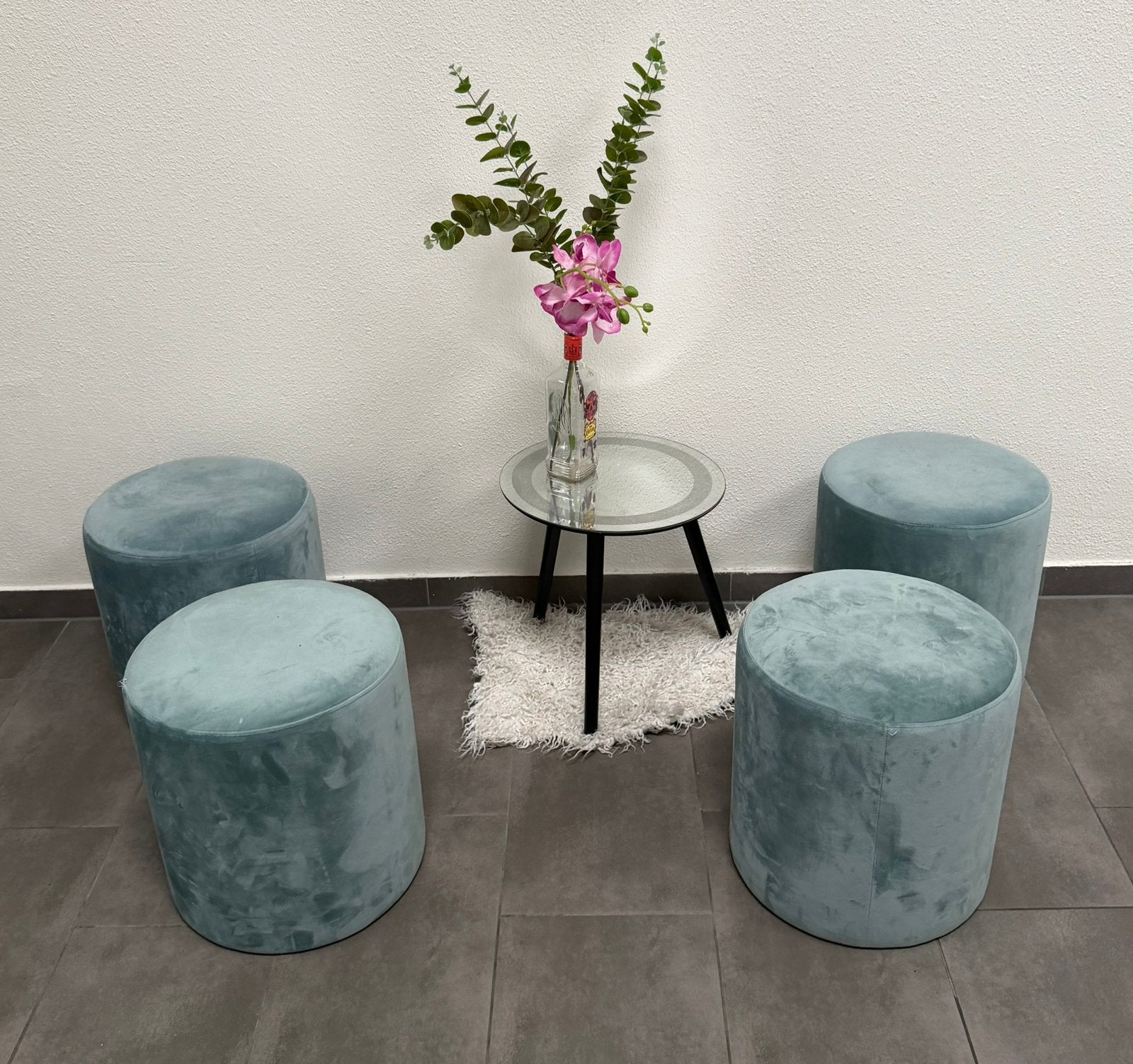 4 Velvet Poufs + Glass Side Table Set, Ophalen, Zo goed als nieuw, Rechthoekig, Minder dan 50 cm