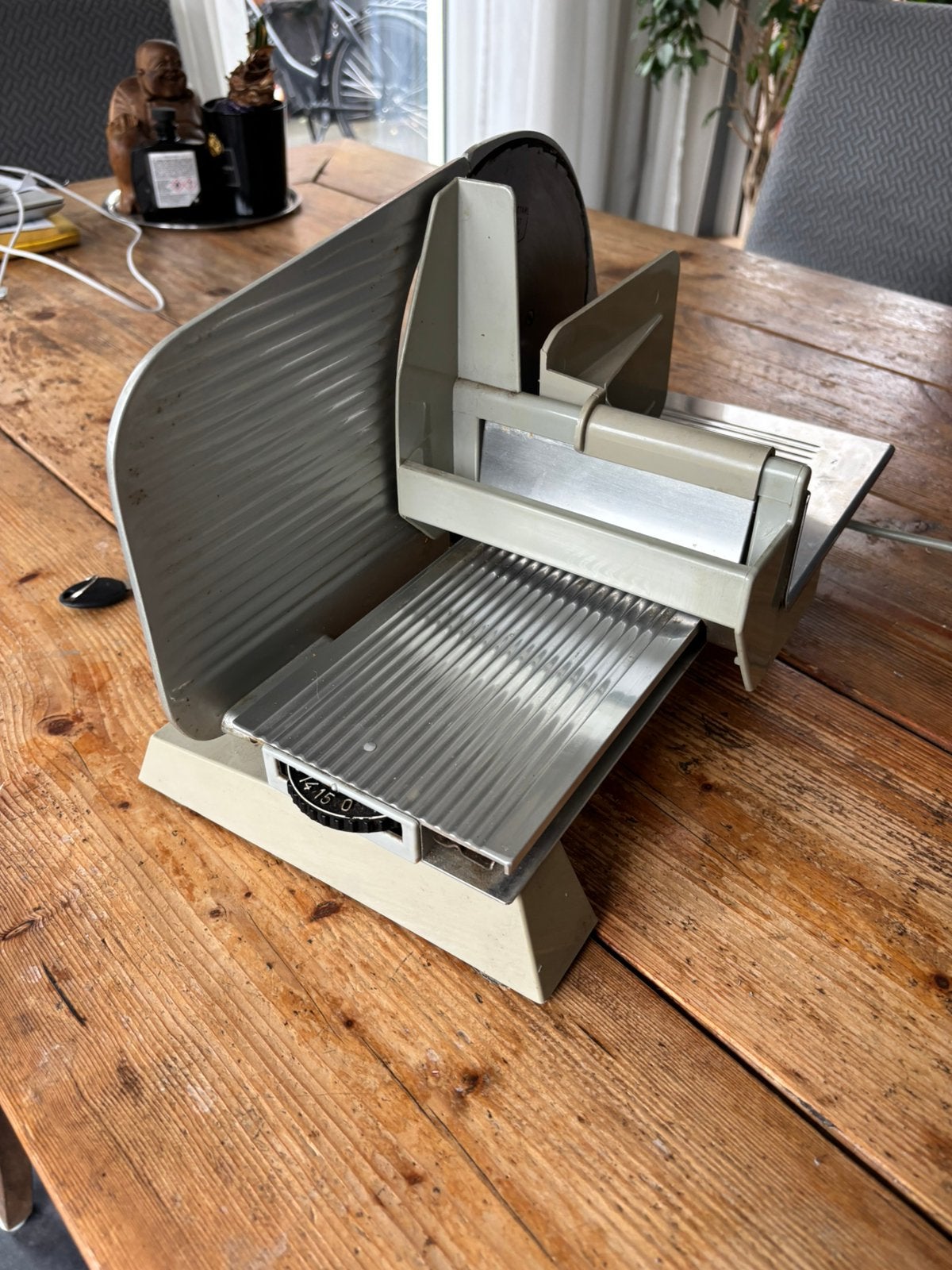 Graef EH-170 T snijmachine electrisch, Beige, Gebruikt, Ophalen of Verzenden, Metaal