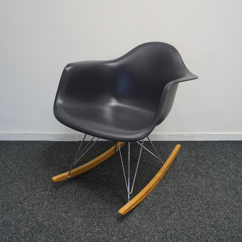 Vitra Eames RAR Design Stoel | Schommelstoel | Zwart