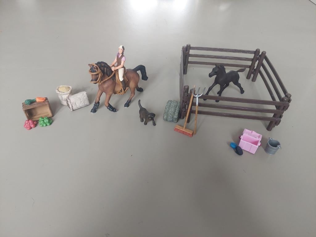 Schleich 97021 Adventskalender - Arabische merrie + veulen, Ophalen of Verzenden, Zo goed als nieuw, Paard, Beeldje of Figuurtje