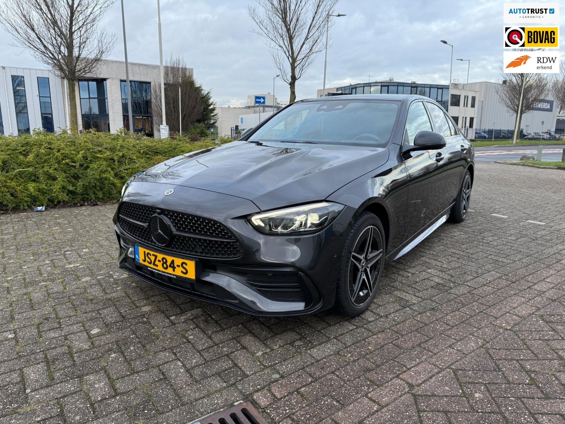 Mercedes-Benz C-klasse 300 e AMG Line 268pk Night-Pakket plu, Automaat, Achterwielaandrijving, 1800 kg, 4 cilinders