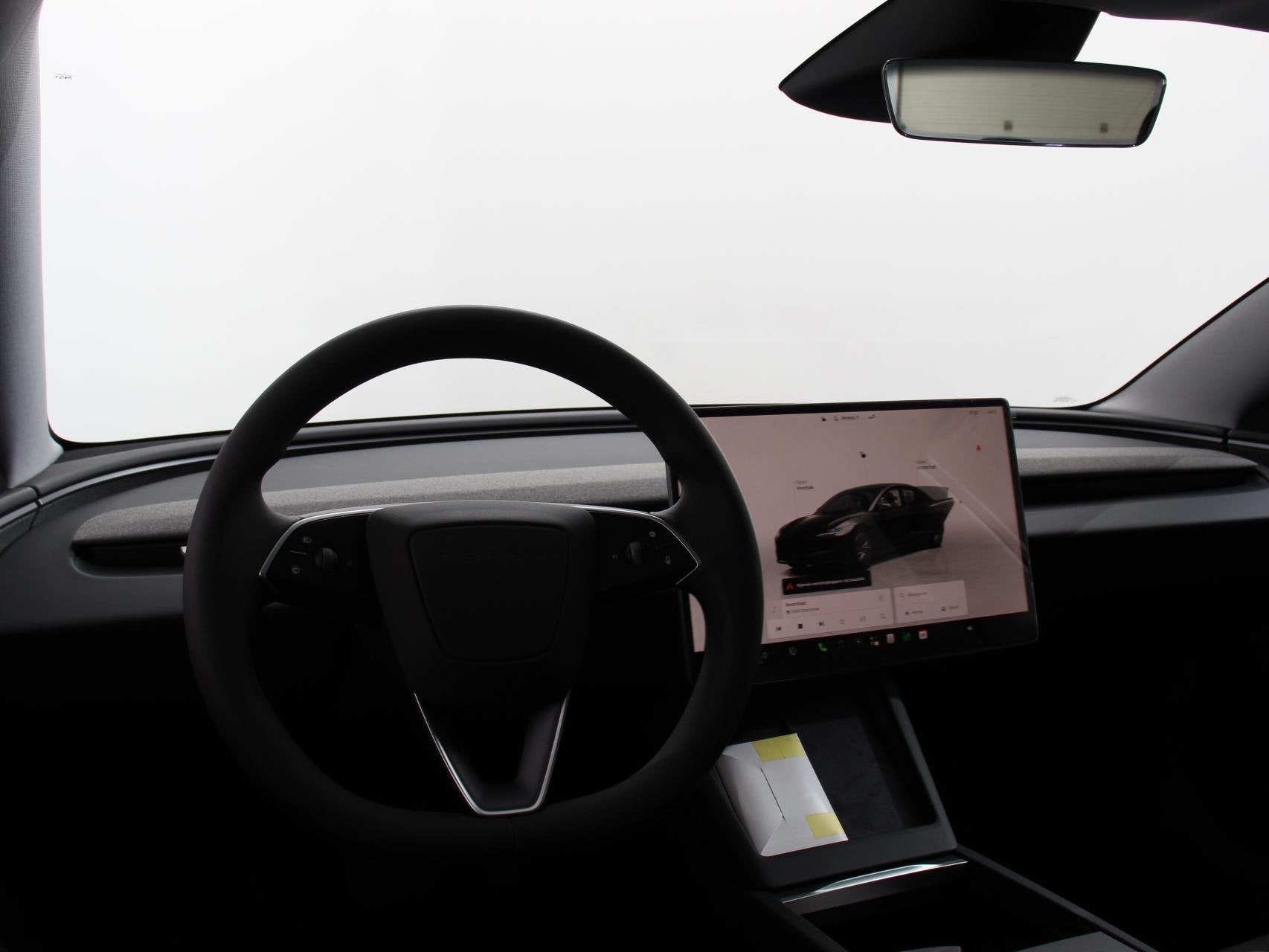 Tesla Model 3 RWD 60 kWh 534KM LFP Autopilot Panorama Warmte, Auto's, Automaat, Achterwielaandrijving, Zwart, Leder en Stof