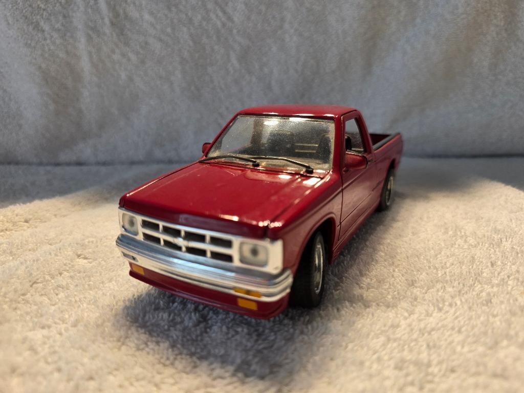 Chevrolet S10 Pick up revell 1:24, Ophalen of Verzenden, Gebruikt, Auto, Revell