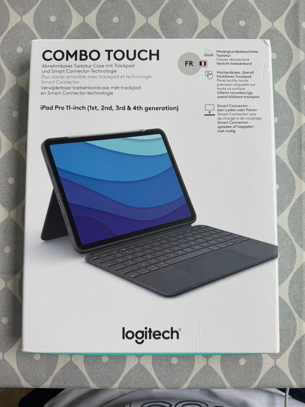 Logitech Combo Touch voor iPad Pro 11” – AZERTY (FR/BE), Computers en Software, Tablet-hoezen, 11 inch, Bescherming voor- en achterkant