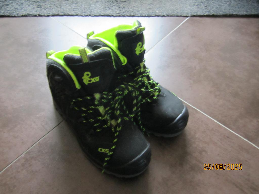 Werkschoenen, Kleding | Dames, Schoenen, Ophalen of Verzenden, Zo goed als nieuw, Werkschoenen