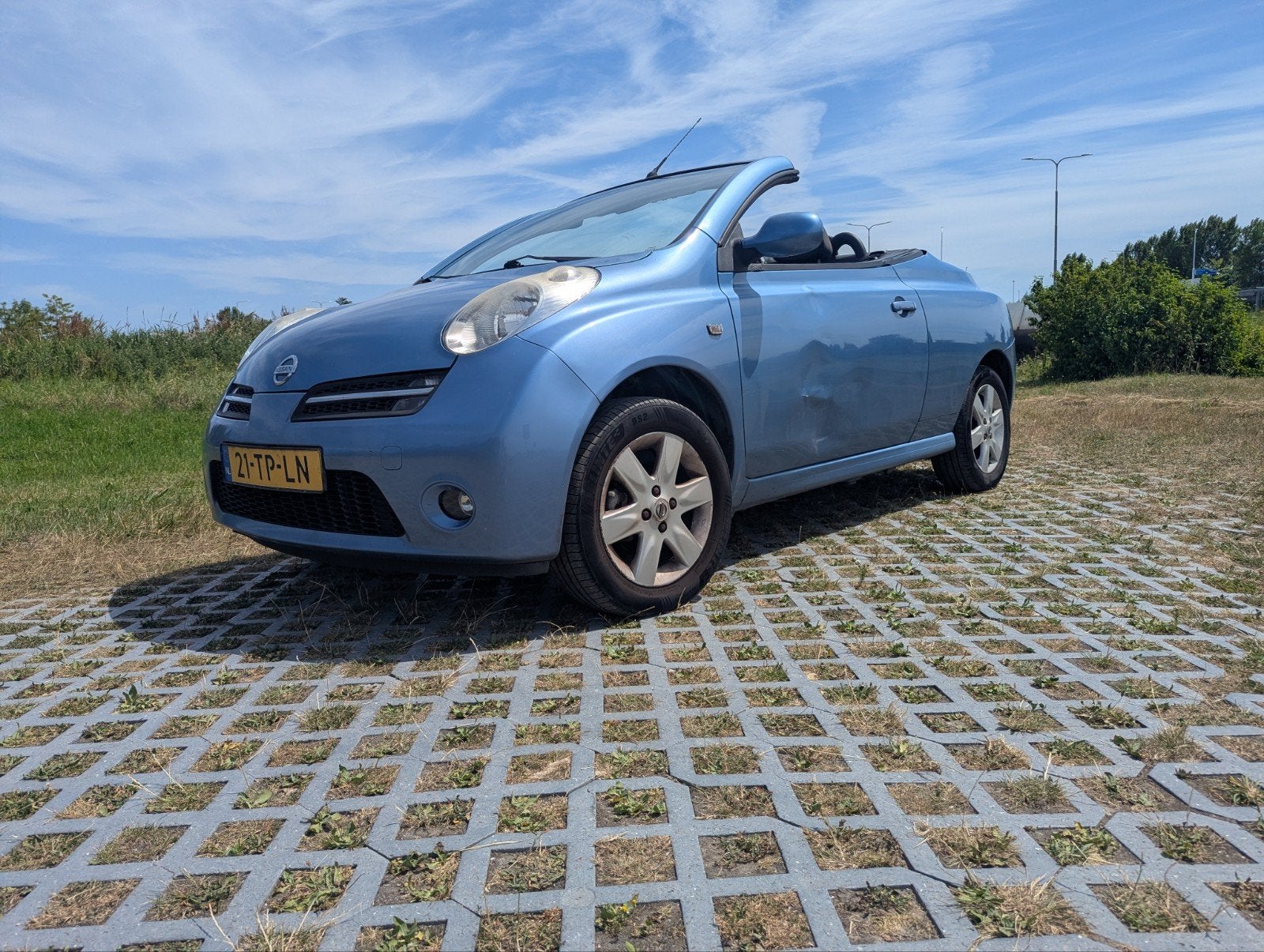 Nissan Micra 1.6 C+C 2007 Blauw, Auto's, Nissan, Voorwielaandrijving, 4 cilinders, Cabriolet, 49 €/maand