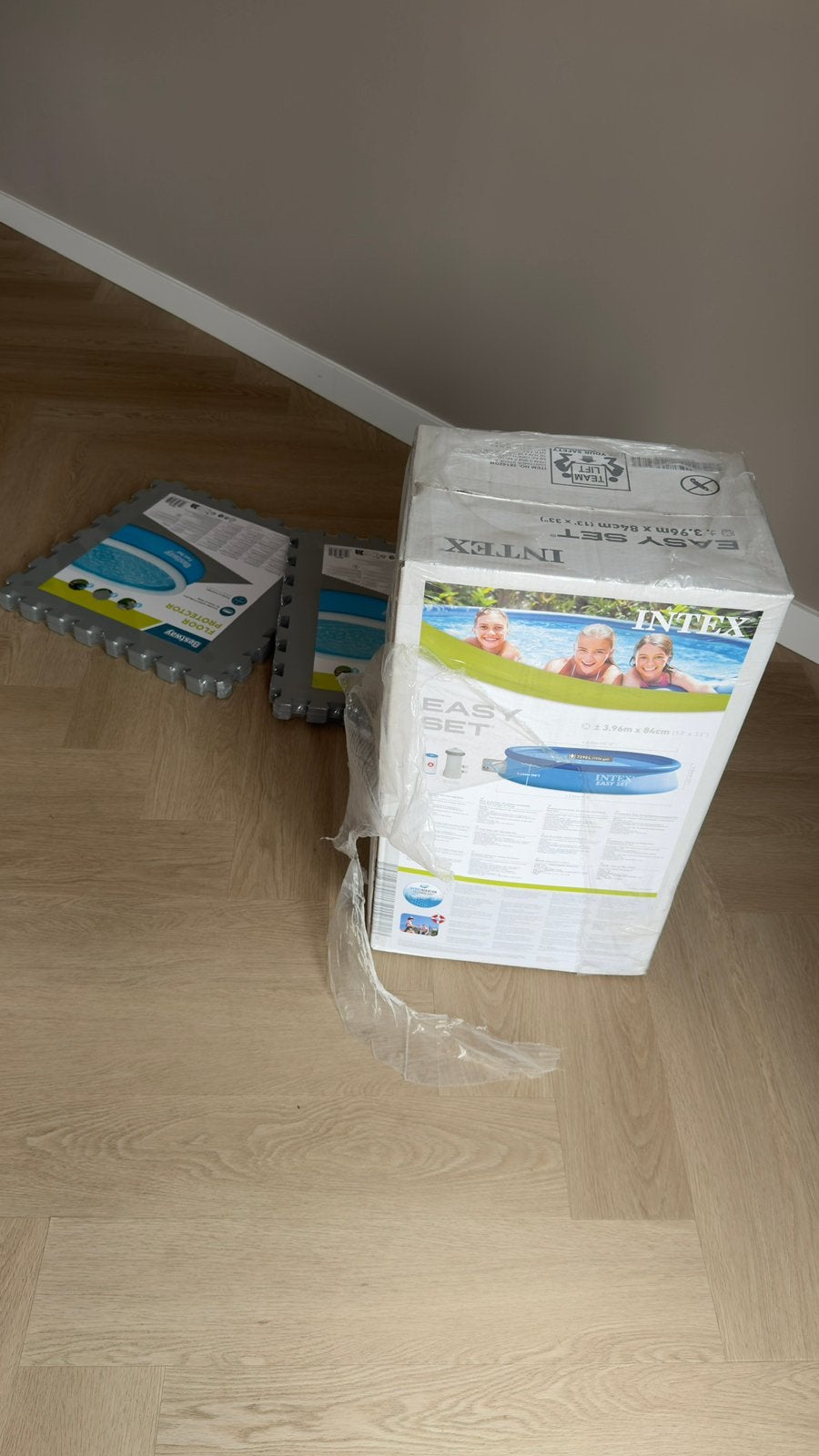 Zwembad met toebehoren 1x gebruikt, Rond, Opzetzwembad, Ophalen, 120 cm of meer