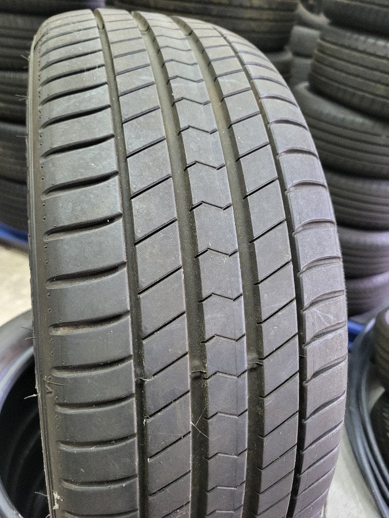 4 x 205/55/17 Falken Azenis 7mm profiel 200,- Incl montage !, Auto-onderdelen, Falken Europe, Gebruikt, 17 inch, Zomerbanden