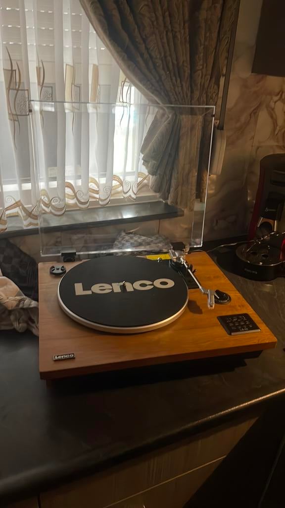 Leco platenspeler nieuw uit doos, Ophalen of Verzenden, Zo goed als nieuw