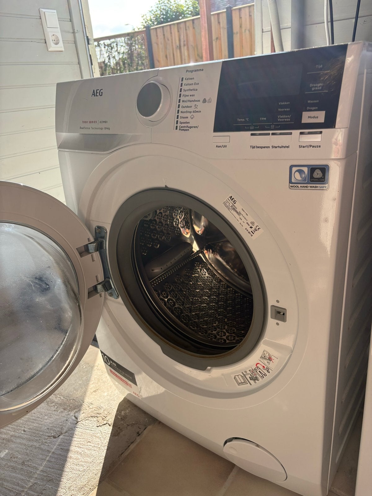 AEG 7000 SERIES KOMBI 8/4kg Wasmachine-Droger, Ophalen, 1200 tot 1600 toeren, Gebruikt, 8 tot 10 kg