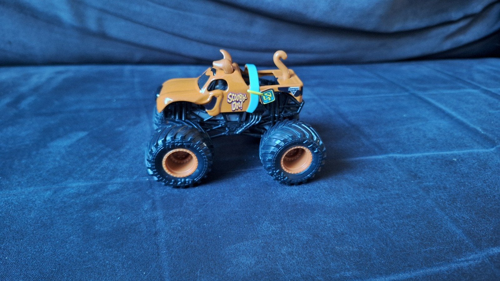 Monster Jam Scooby-Doo! Monstertruck (1:64), Ophalen of Verzenden, Gebruikt