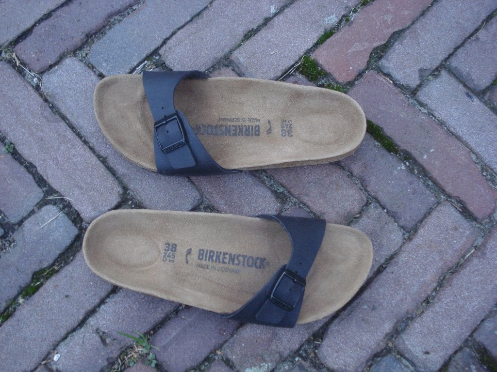 GRATIS VERZENDEN ZWARTE MADRID BIRKENSTOCK SLIPPERS 38