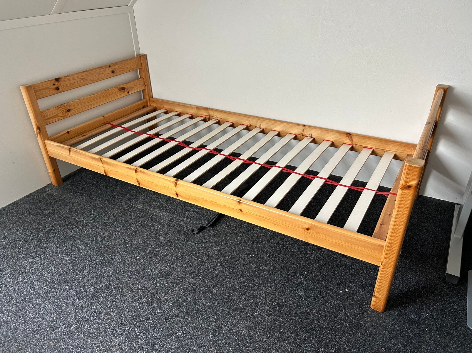 Maasief houten bed Flexa 90x200cm, Ophalen, Gebruikt, 90 cm, Eenpersoons