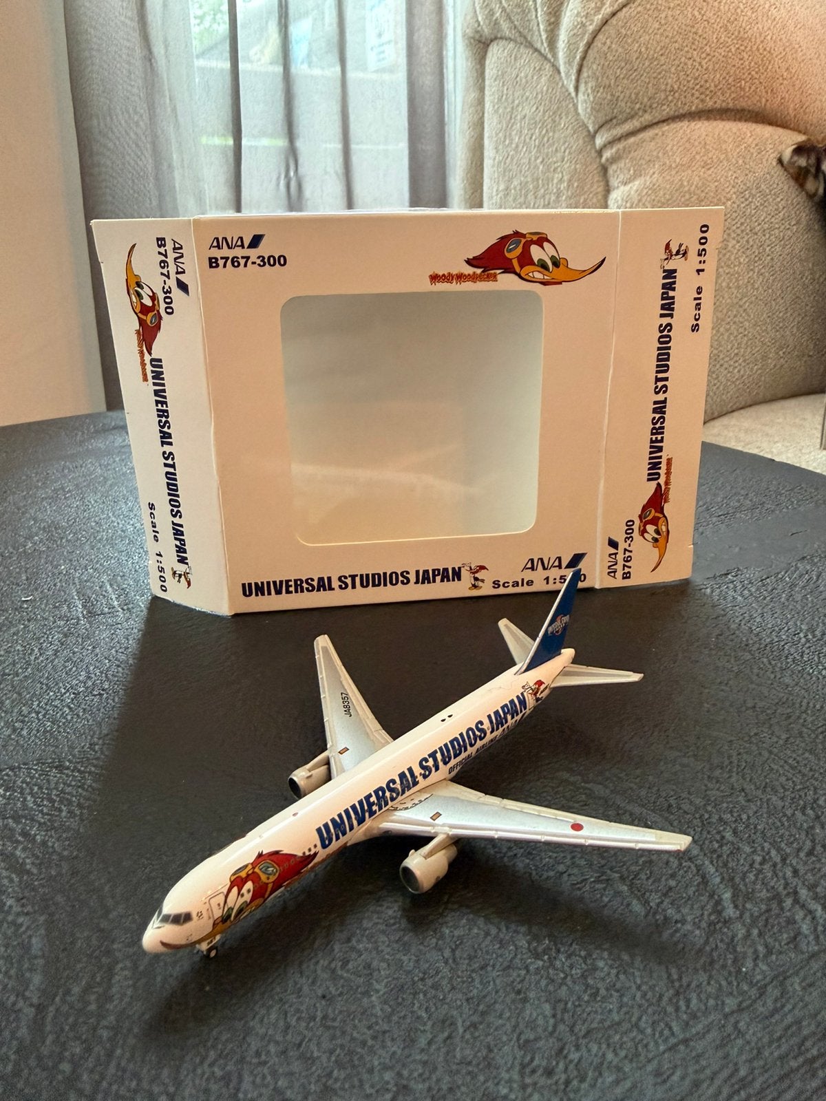 Herpa Wings 1:500 ANA Boeing 767-300 - Universal Studios Jap, Verzamelen, Ophalen of Verzenden, Zo goed als nieuw, Schaalmodel