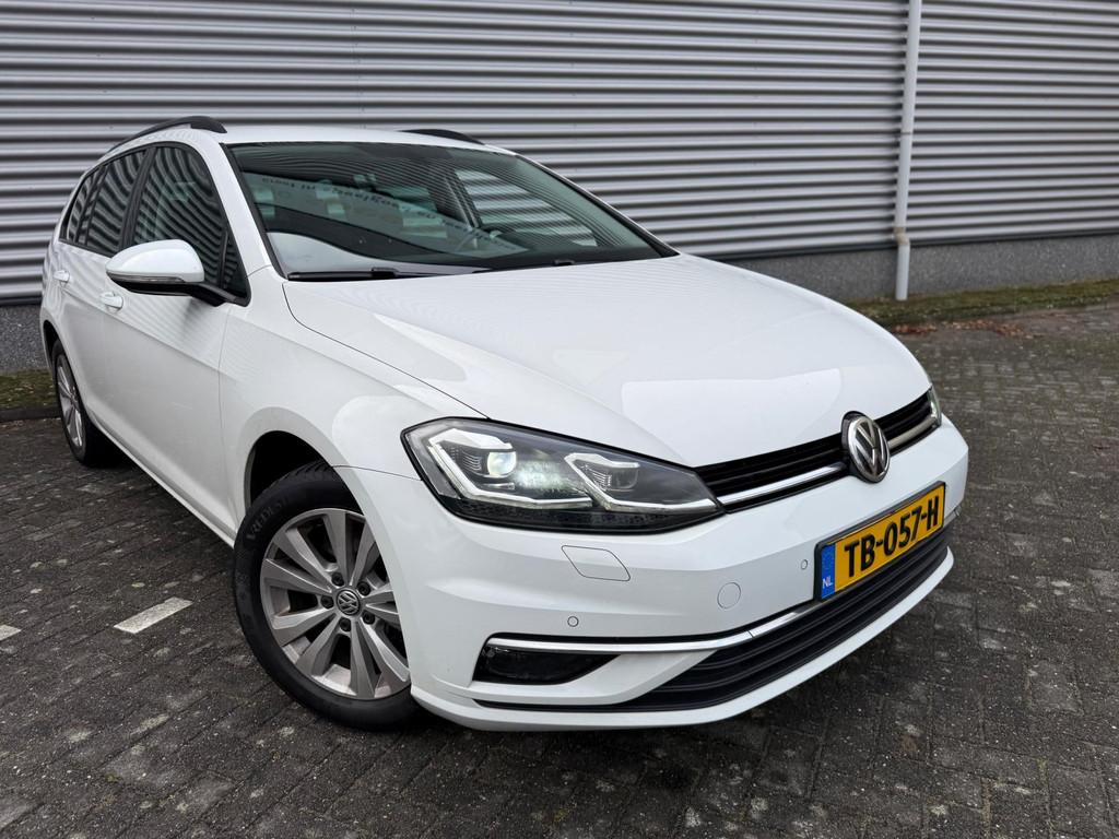 Volkswagen Golf Variant 1.6 TDI DSG 2017 Xenon,Camera,Standk, Auto's, Gebruikt, 4 cilinders, Wit, Golf Variant