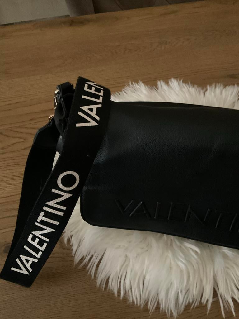 Valentino handtas zwart met logo band, Ophalen of Verzenden, Zo goed als nieuw, Zwart, Overige typen