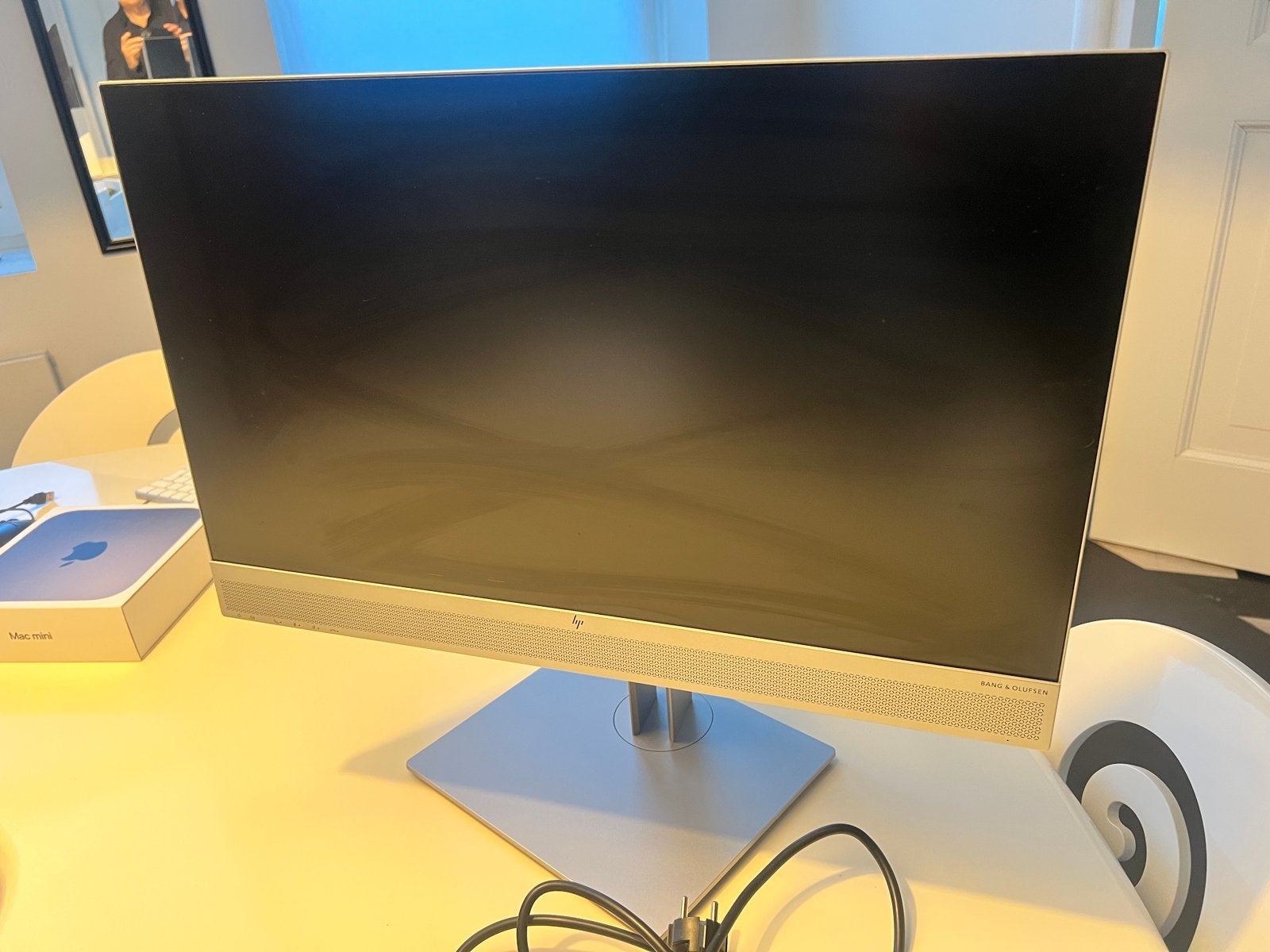 HP EliteDisplay E243m Monitor - Full HD IPS met Webcam & B&O, Ophalen, Gebruikt, IPS, Full HD