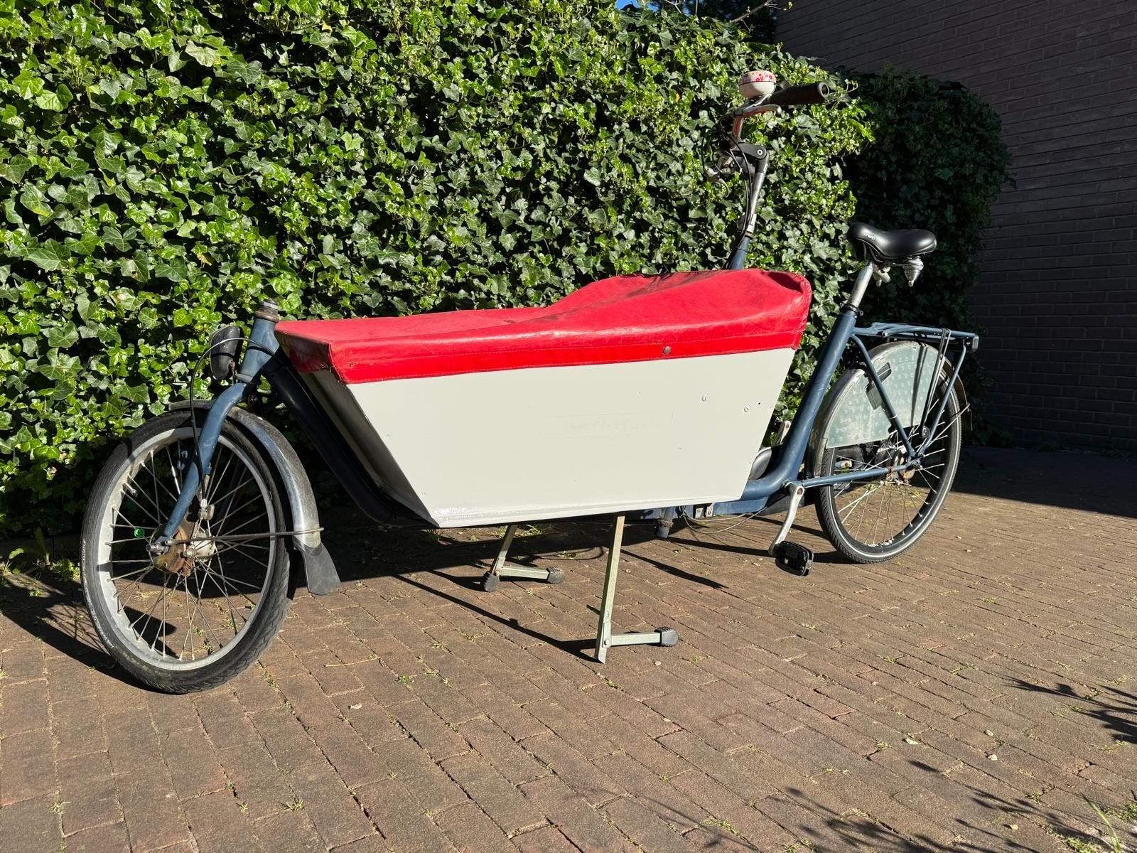Complete bakfiets met twee bankjes en regenkap, Ophalen, Gebruikt, Huif, 2 kinderen