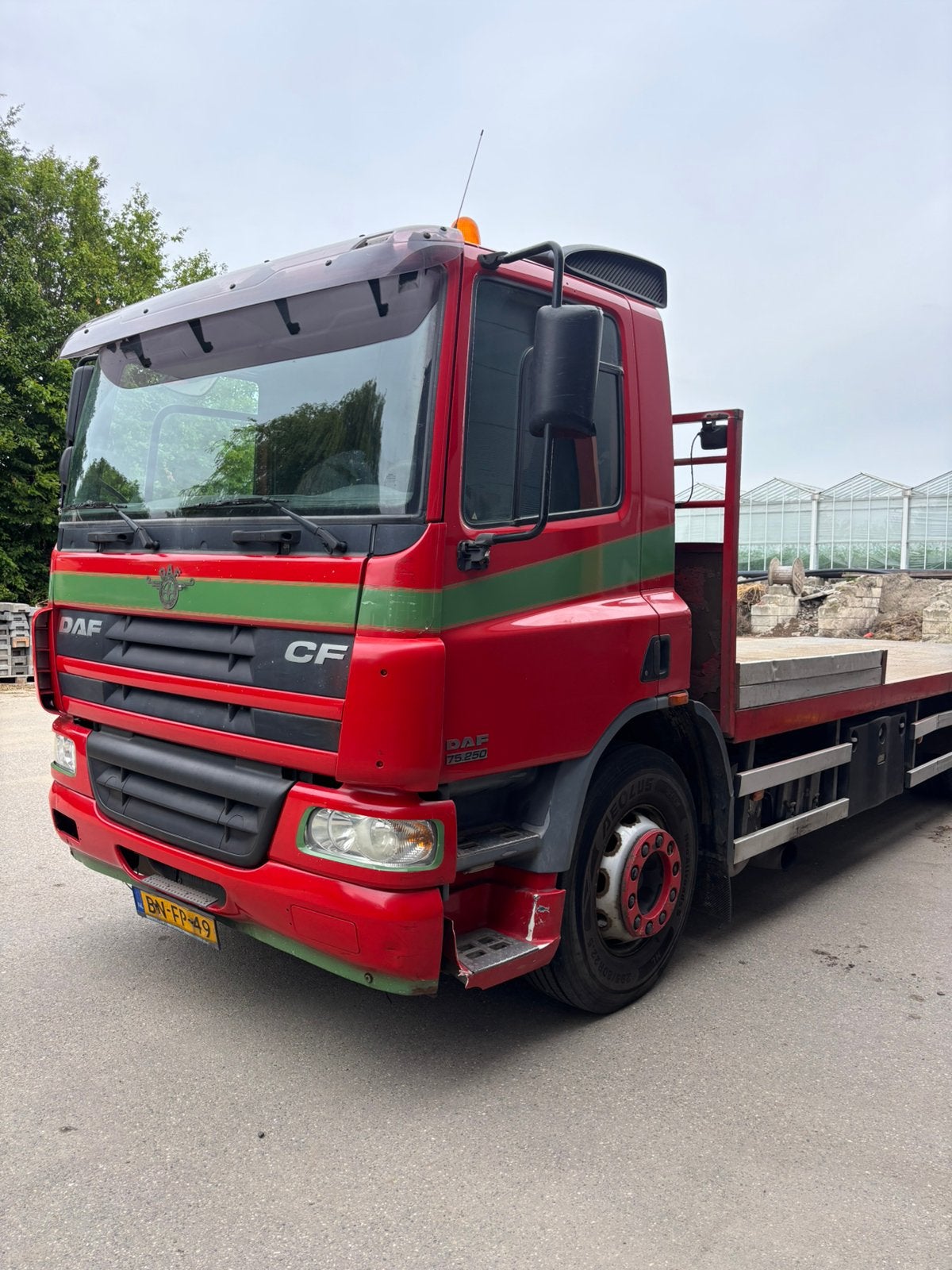 Daf CF 75 250 oprijwagen laadbak, Auto's, Vrachtwagens, Particulier, DAF, Blauw, Te koop