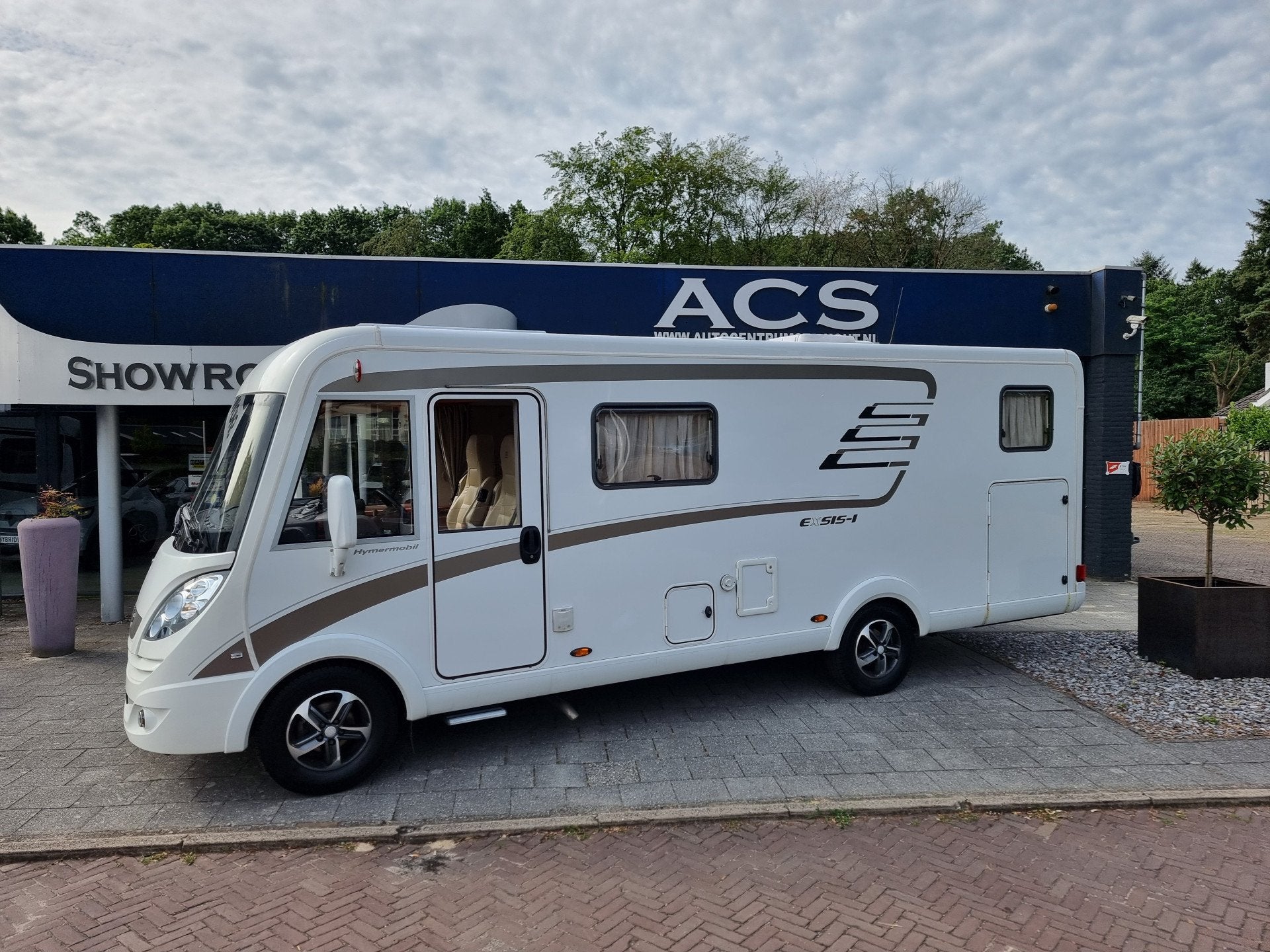 Hymer Exsis 678 | Automaat | Euro-6b | Lengtebedden | Hefbed, Auto Centrum Stiphout B.V., Verkoop@autocentrumstiphout.nl, Bedrijf