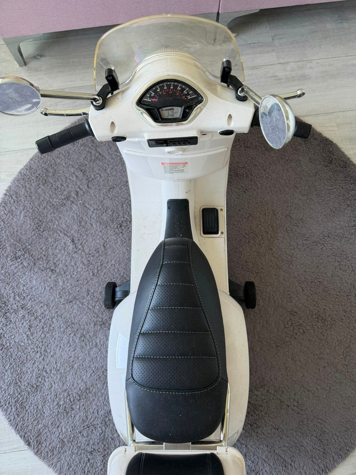 Elektrische vespa scooter, Ophalen