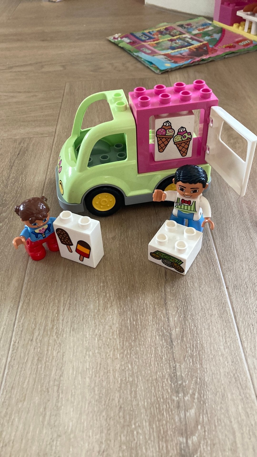 Ijswagen duplo 10568, Kinderen en Baby's, Speelgoed | Poppenhuizen, Ophalen of Verzenden, Zo goed als nieuw, Poppenhuis