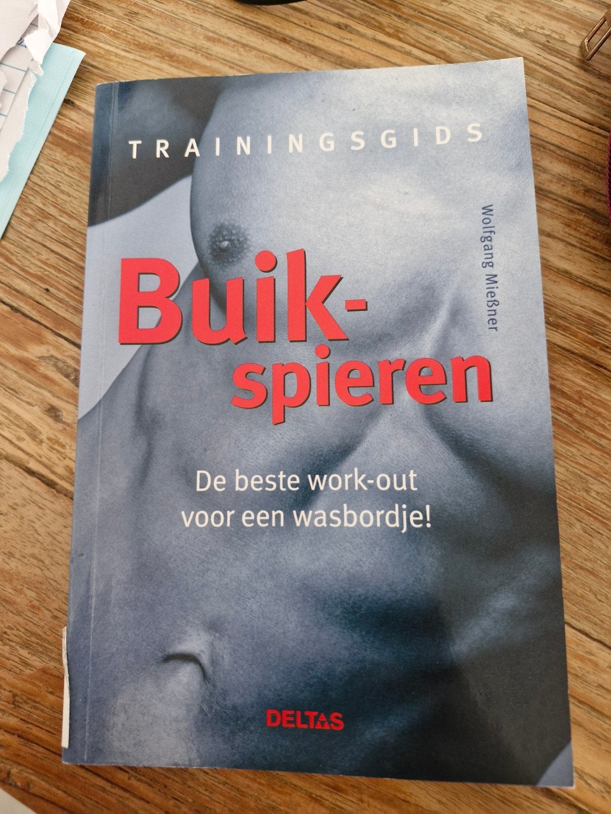 W. Miessner - Trainingsgids buiksspieren, Ophalen of Verzenden, Zo goed als nieuw, W. Miessner