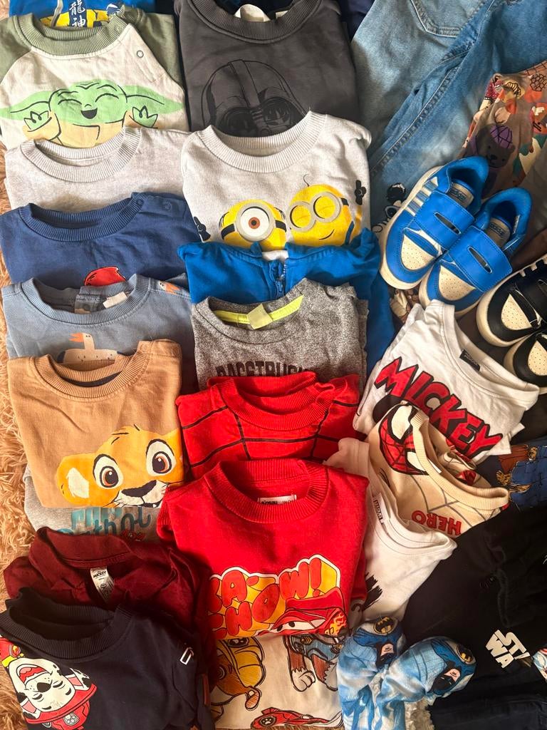 Groot kledingpakket jongens maat 98/104 + Adidas schoenen, Kinderen en Baby's, Kinderkleding | Kinder-zwemkleding, Ophalen of Verzenden