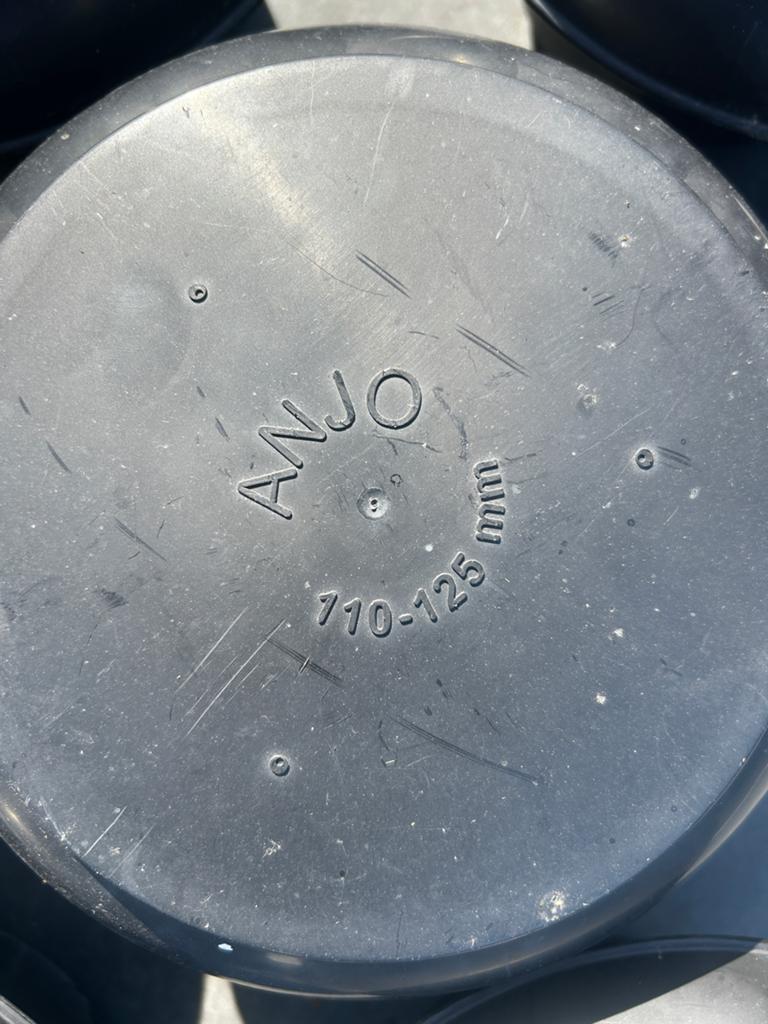 Zwarte kunststof kap ANJO 710-125 mm (6 stuks), Ophalen of Verzenden, Gebruikt, Ventilator en Afzuiger