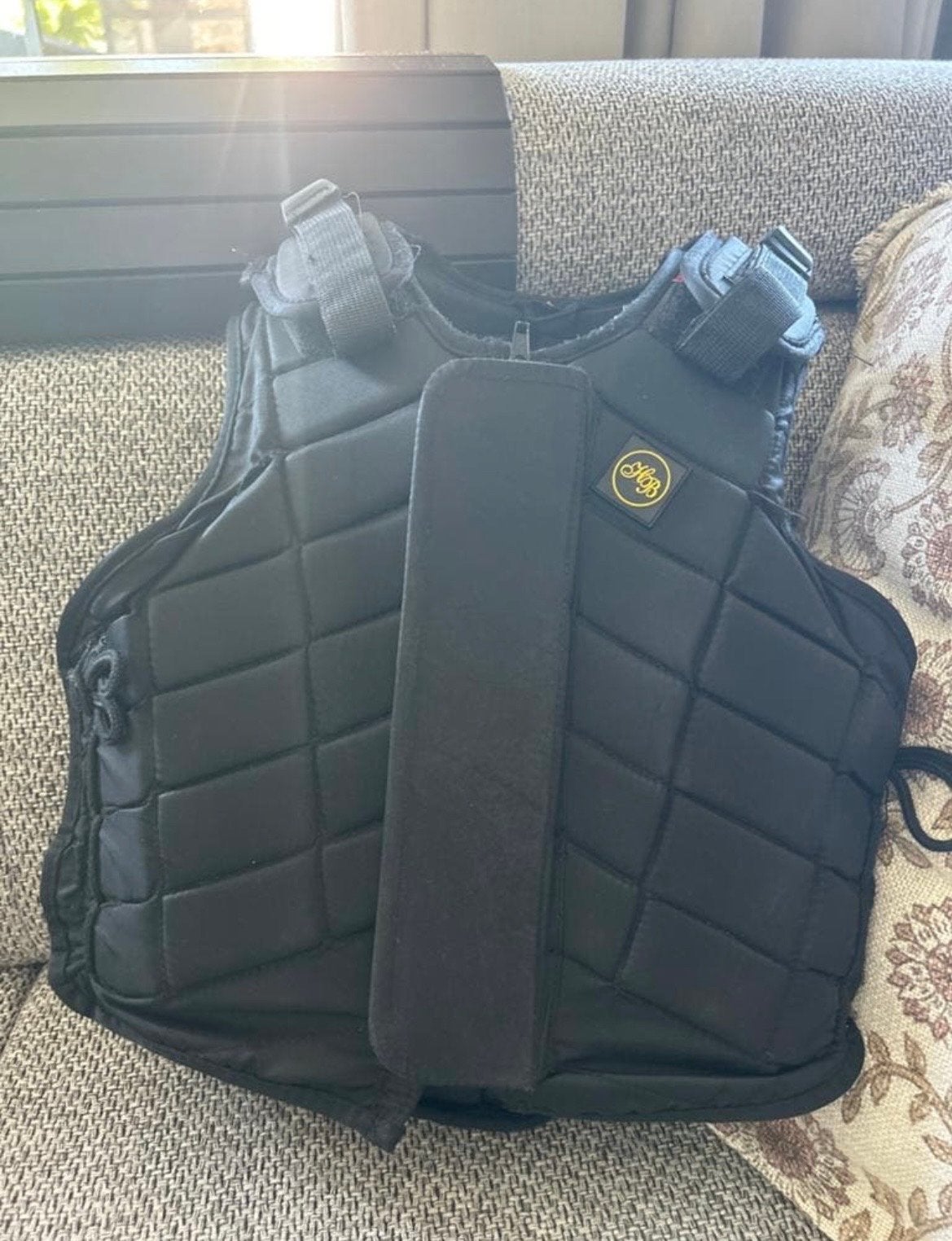 HB bodyprotector flex kind maat 10, Ophalen of Verzenden, Gebruikt, Bovenkleding, Ritssluiting