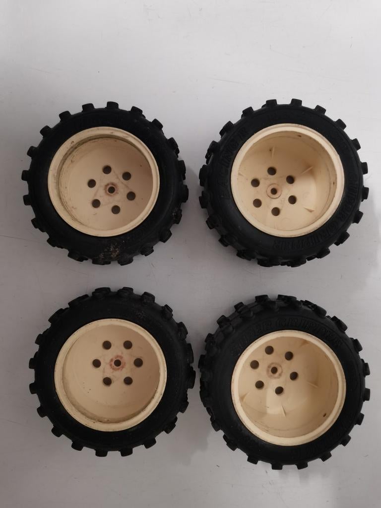 Vintage wielen banden Marui Tamiya zie foto's, Hobby en Vrije tijd, Ophalen of Verzenden, Gebruikt, Onderdeel