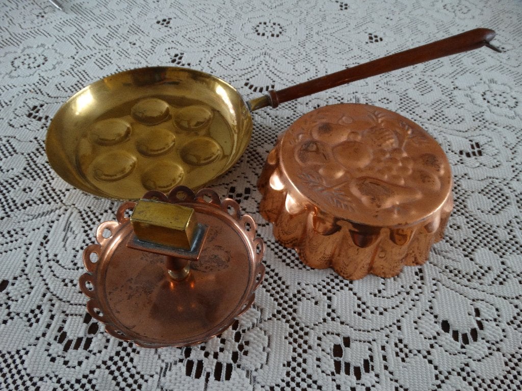 Poffertjespan mess. bakvorm en luciferhouder koper, Ophalen of Verzenden, Koper