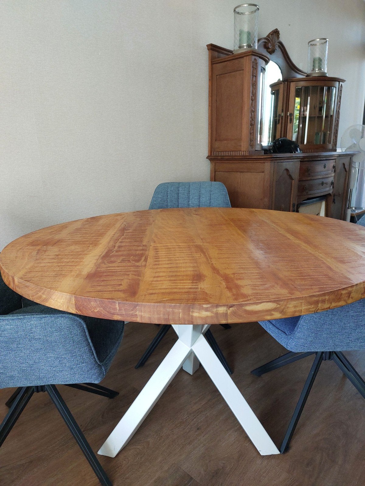 eiken eetkamertafel rond 120cm, Huis en Inrichting, Tafels | Eettafels, Ophalen, Gebruikt, Industriële modern, Vier personen