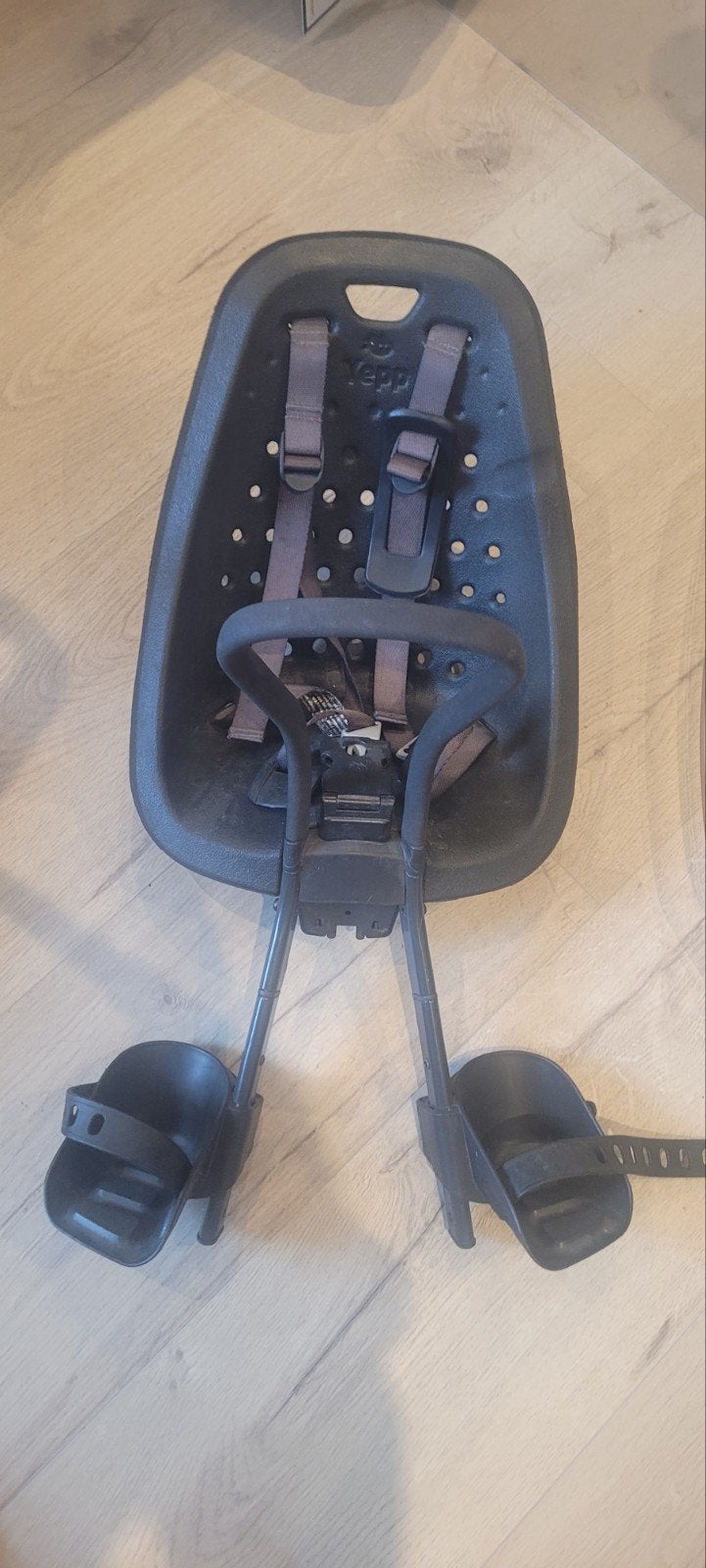 Yepp Mini fietszitje zwart met windscherm, Ophalen, Yepp, Voorzitje, Gebruikt