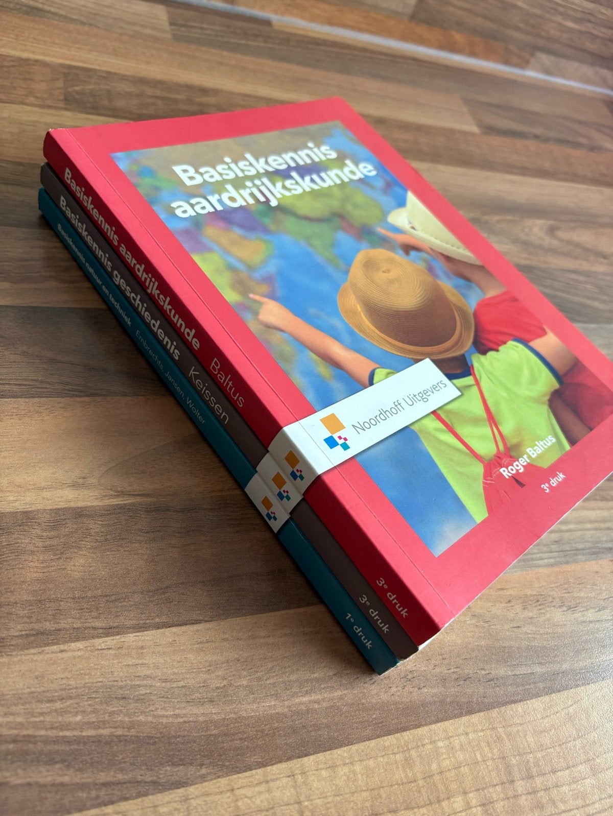 Pabo toelatingstoets boeken: ak, ges, na+tech, Boeken, Schoolboeken, Ophalen of Verzenden, Gelezen, Overige niveaus, Aardrijkskunde