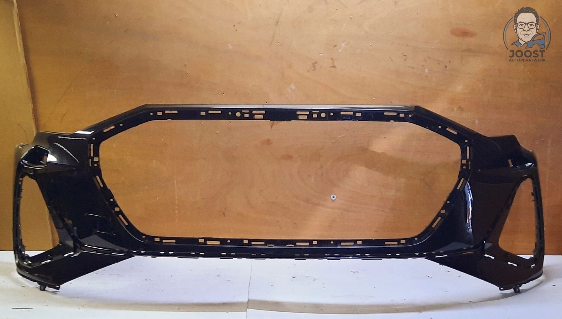 Voorbumper orgineel Audi E-Tron S-Line KLS PDC 4KE807437C, Gebruikt, -, Voor, -