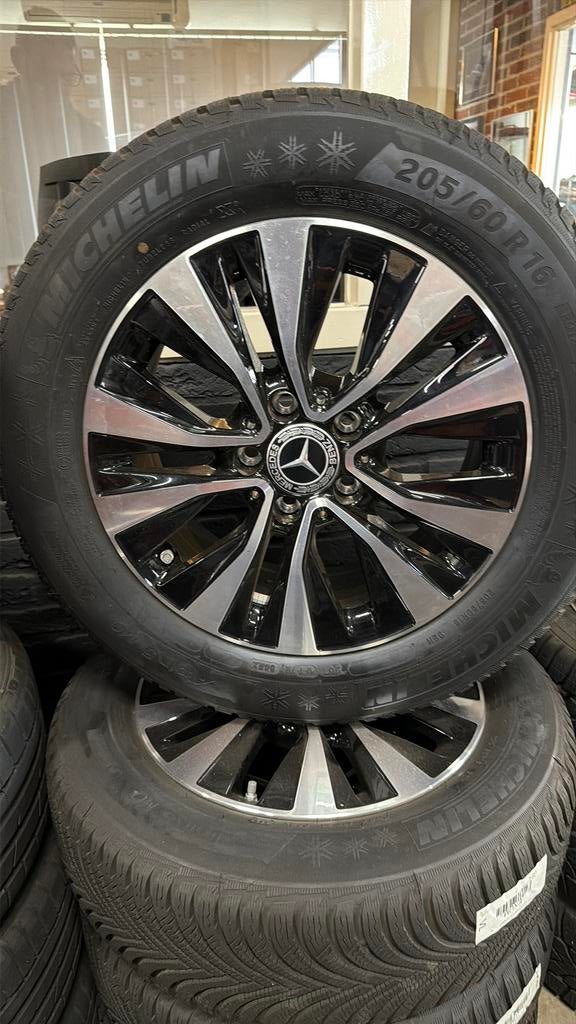 16” Originele Mercedes A-Klasse B-Klasse winterset nieuw, 16 inch, Banden en Velgen, Nieuw, Personenwagen