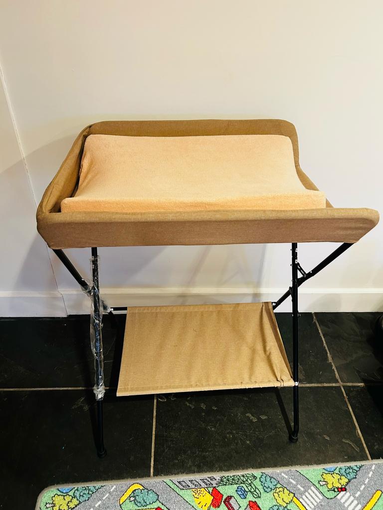 Baby Changing tabel, Kinderen en Baby's, Badjes en Verzorging, Ophalen of Verzenden, Zo goed als nieuw, Overige typen