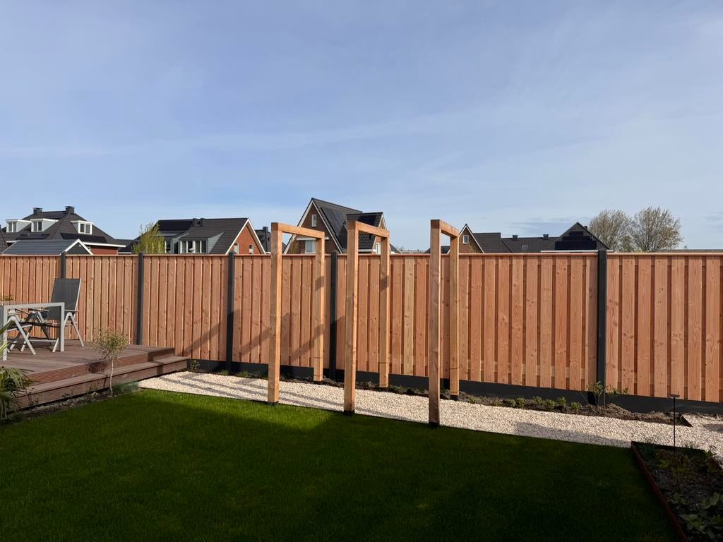 Foto 7 van HOUT BETON SCHUTTING Vanaf €95P/M met plaatsing!