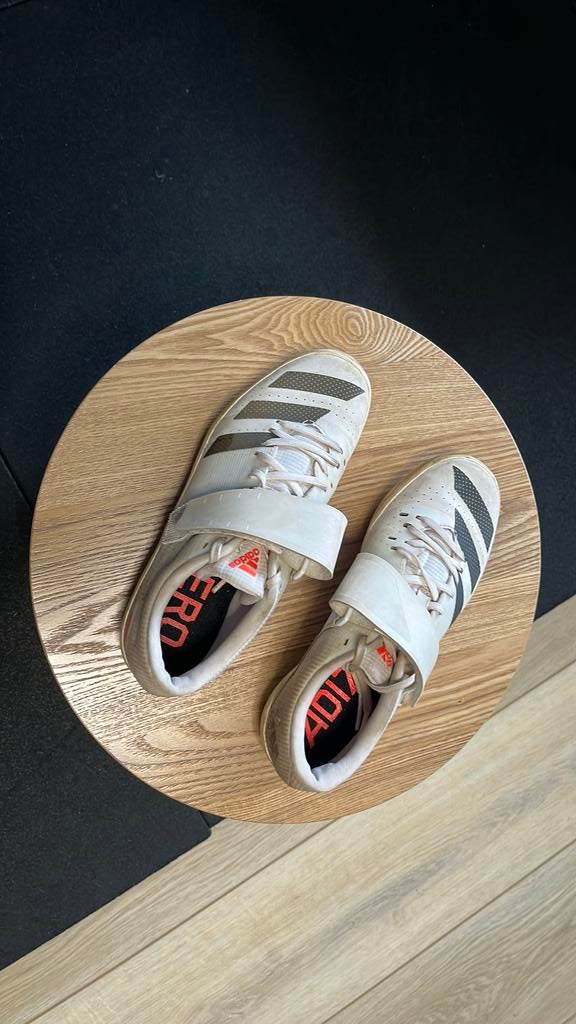 Kogelstootschoenen / spikes, maat 40, Adidas, Ophalen of Verzenden, Zo goed als nieuw, Overige sporten