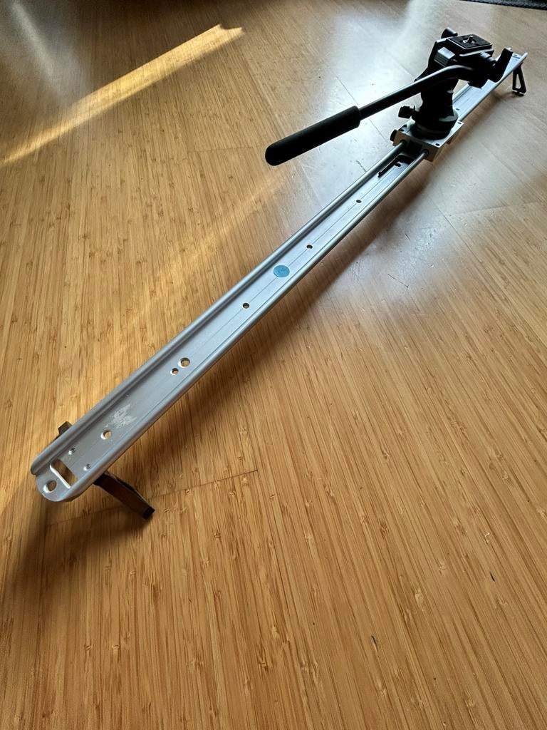SEVENOAK CAMERA SLIDER MET MANFROTTO 700RC2 KOP, Gebruikt, Overige typen, Ophalen of Verzenden, Minder dan 150 cm